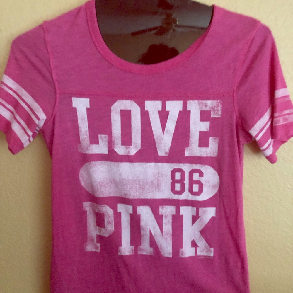 T-shirt by Pink-VS